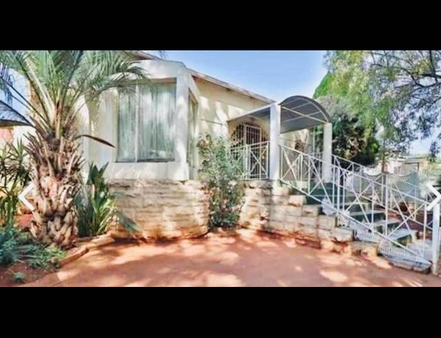 2 BEDROOM PROPERTY TO RENT IN KENSINGTON